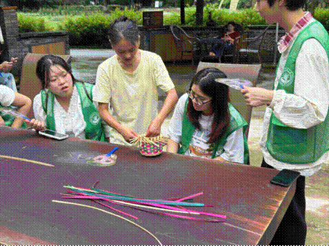 2025-08-15 18:49:47.527000